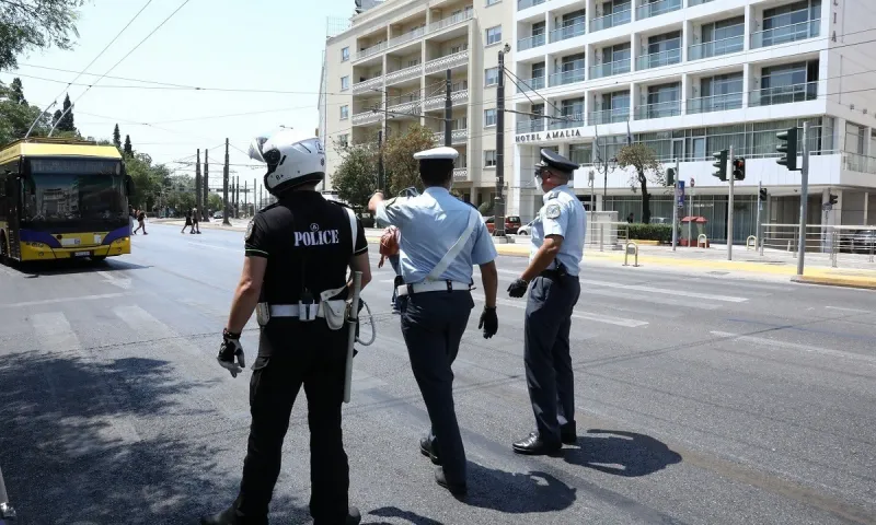 Κορονοϊός: Σε 14.877 ελέγχους χθες κόπηκαν 404 πρόστιμα!
