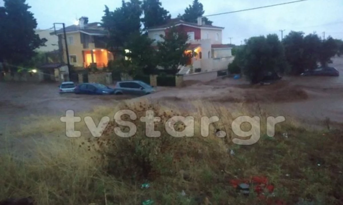 Εύβοια-Σοκαριστικές μαρτυρίες: «Πνίγεται κόσμος, δύο φορές Μάνδρα ζούμε»