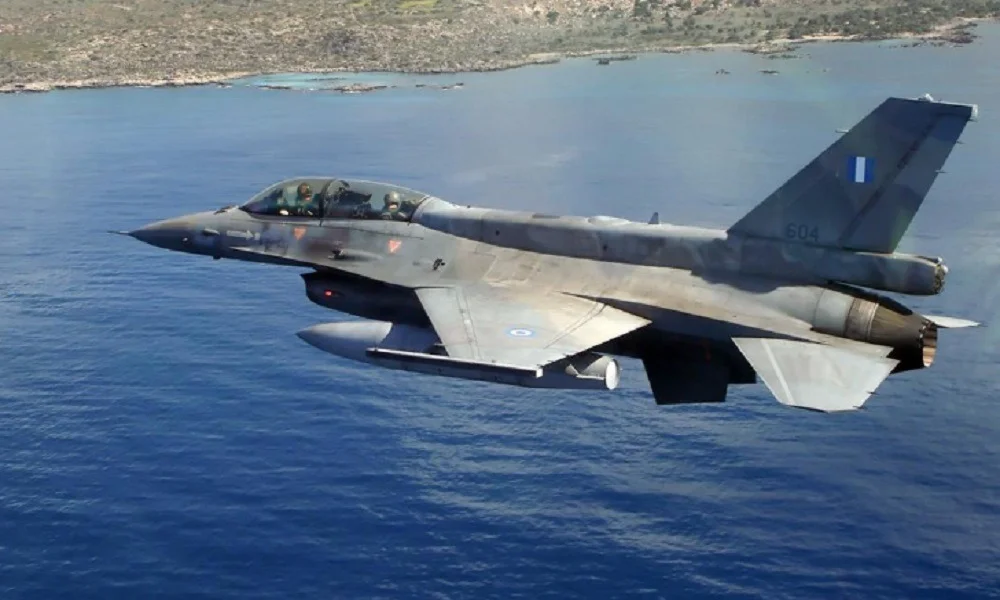 Ανάκληση αδειών και στην πολεμική αεροπορία