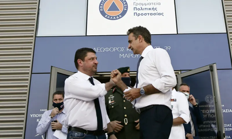 Μήνυμα στήριξης από Μητσοτάκη σε Χαρδαλιά για το 112: «Θα ήταν άδικο να...» (pic)