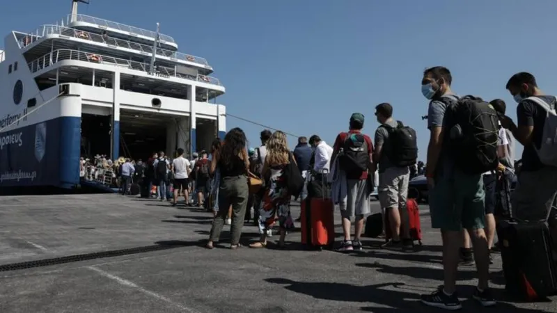Κορονοϊός: Σκέφτονται να επαναφέρουν τα sms!