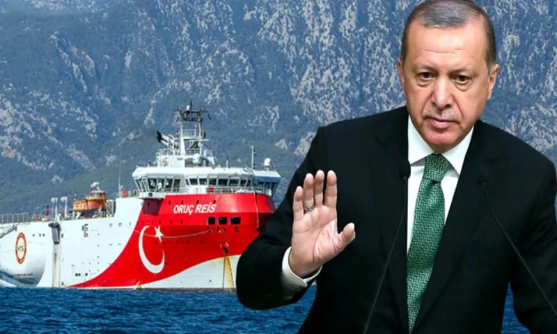 Times: Το ΝΑΤΟ δεν μπορεί να έχει μια χώρα μέλος που καταπατά τα ελληνικά ύδατα