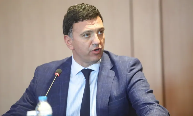 Το ΦΕΚ αδειάζει τον Κικίλια και τον αφήνει χωρίς αντικείμενο - Δεν επιβεβαιώνεται ως τώρα