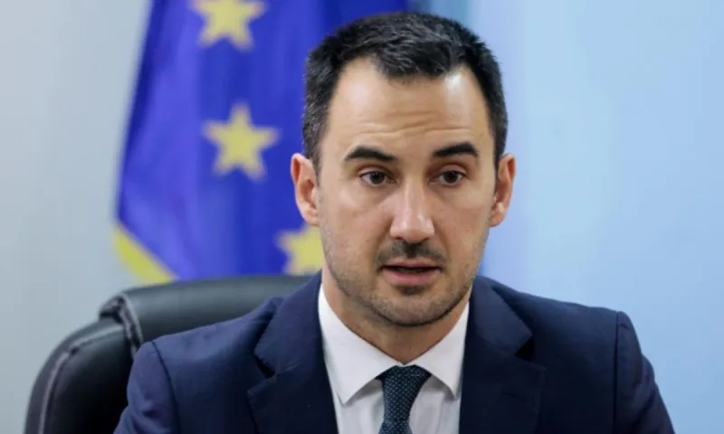 Χαρίτσης: «Το μόνο σχέδιο της κυβέρνησης για τον κορονοϊό είναι η ενοχοποίηση της κοινωνίας»