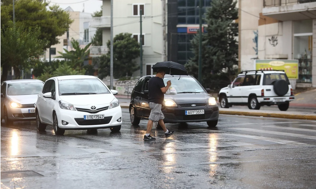 Καιρός 19/8: Έρχονται βροχές, ετοιμάστε ομπρέλες! (vids)