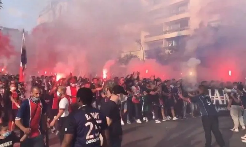 Παρί Σεν Ζέρμεν- Μπάγερν: «Φλέγεται» το Παρίσι πριν τον τελικό! (vid)