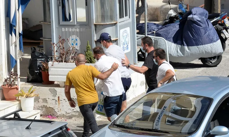 Μαγκουάιρ: Με Αλβανούς πλακώθηκε στη Μύκονο