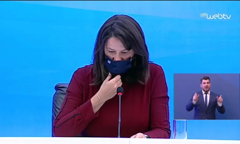 Κεραμέως: «Η μάσκα είναι σαν τη ζώνη ασφαλείας στο αυτοκίνητο»