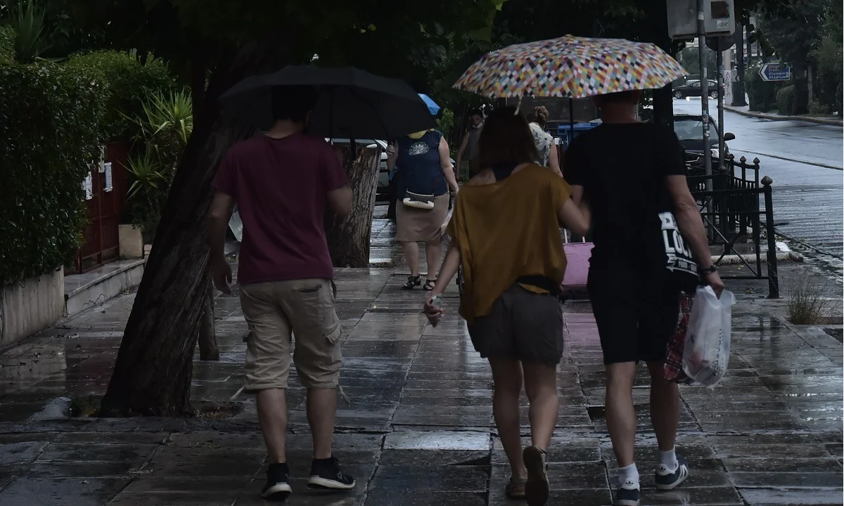 Έκτακτο δελτίο επιδείνωσης καιρού: Πού θα χτυπήσουν τα ακραία φαινόμενα
