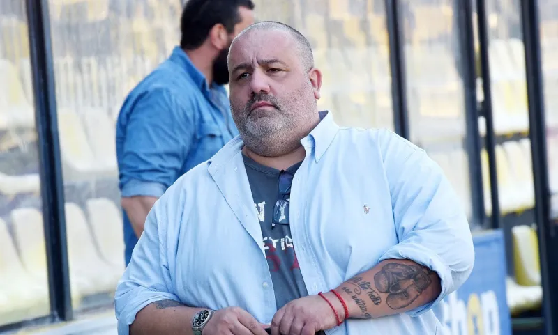 Καραπαπάς: «Μην ξεφτιλίσετε ακόμα παραπάνω τον τελικό»