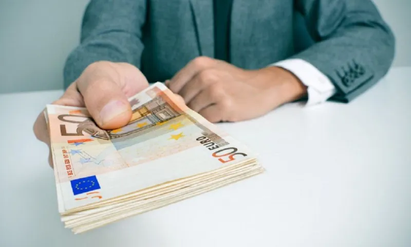Πληρώνονται σήμερα (28/8) ΚΕΑ, επίδομα ενοικίου, επίδομα γέννας και προνοιακά επιδόματα Αυγούστου 2020