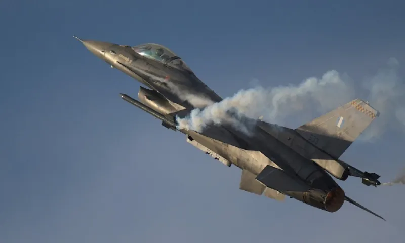Ελληνικά F-16: Με το κόλπο της λοξής φάλαγγας του Αρχαίου Έλληνα Επαμεινώνδα κατατρόπωσαν τα τουρκικά αεροπλάνα;