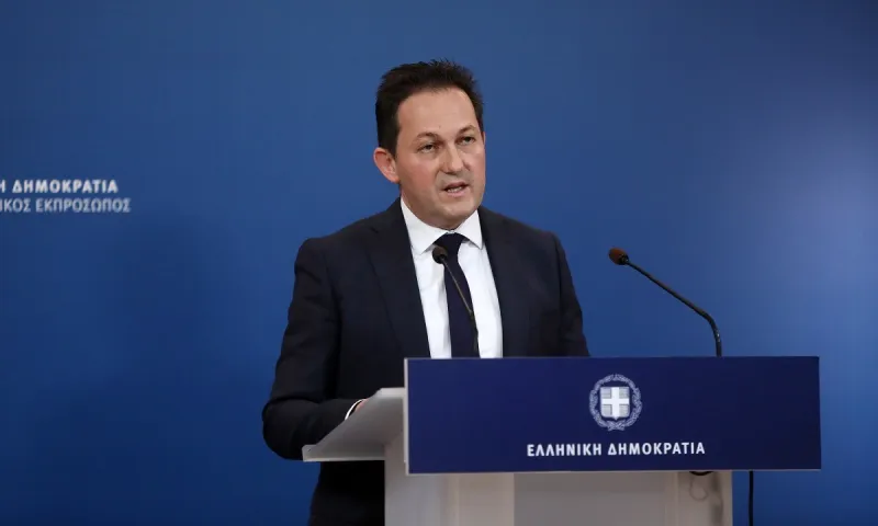 Πέτσας: «Tα σχολεία πιθανό ν’ ανοίξουν 14 Σεπτεμβρίου»