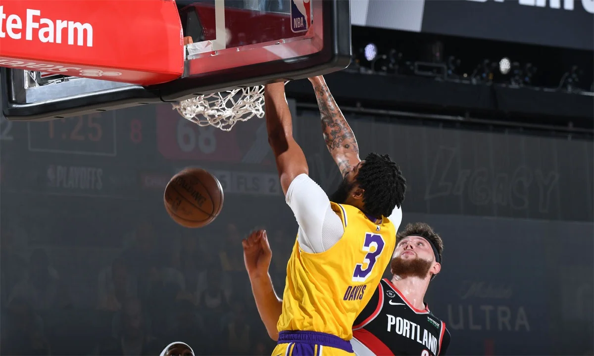 Μπλέιζερς - Λέικερς 122-131: Triple double ο ΛεΜπρόν, 43 ο Ντέιβις, πρόκριση οι Λέικερς!