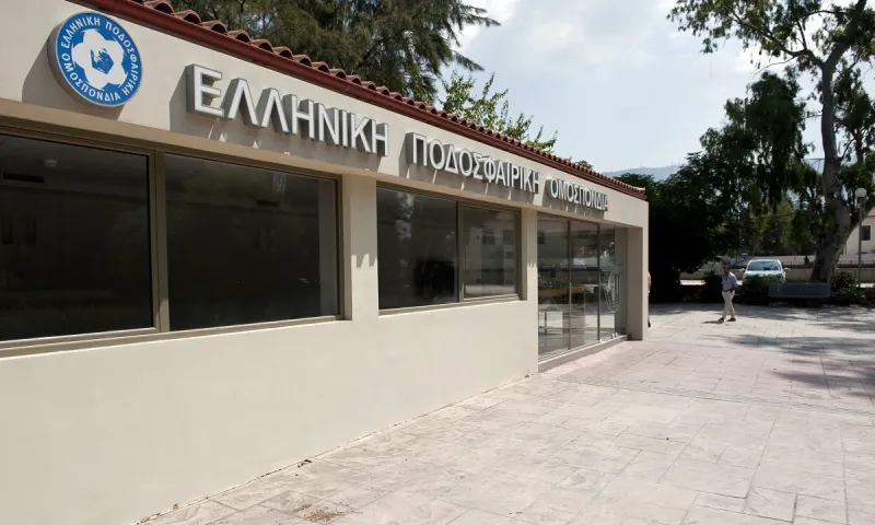 Ολυμπιακός: Χαμός στην ΕΠΟ για το κύπελλο – Έκρηξη Αγραφιώτη: «Δεν θα μας τρελάνετε, είσαι ένα τίποτα»
