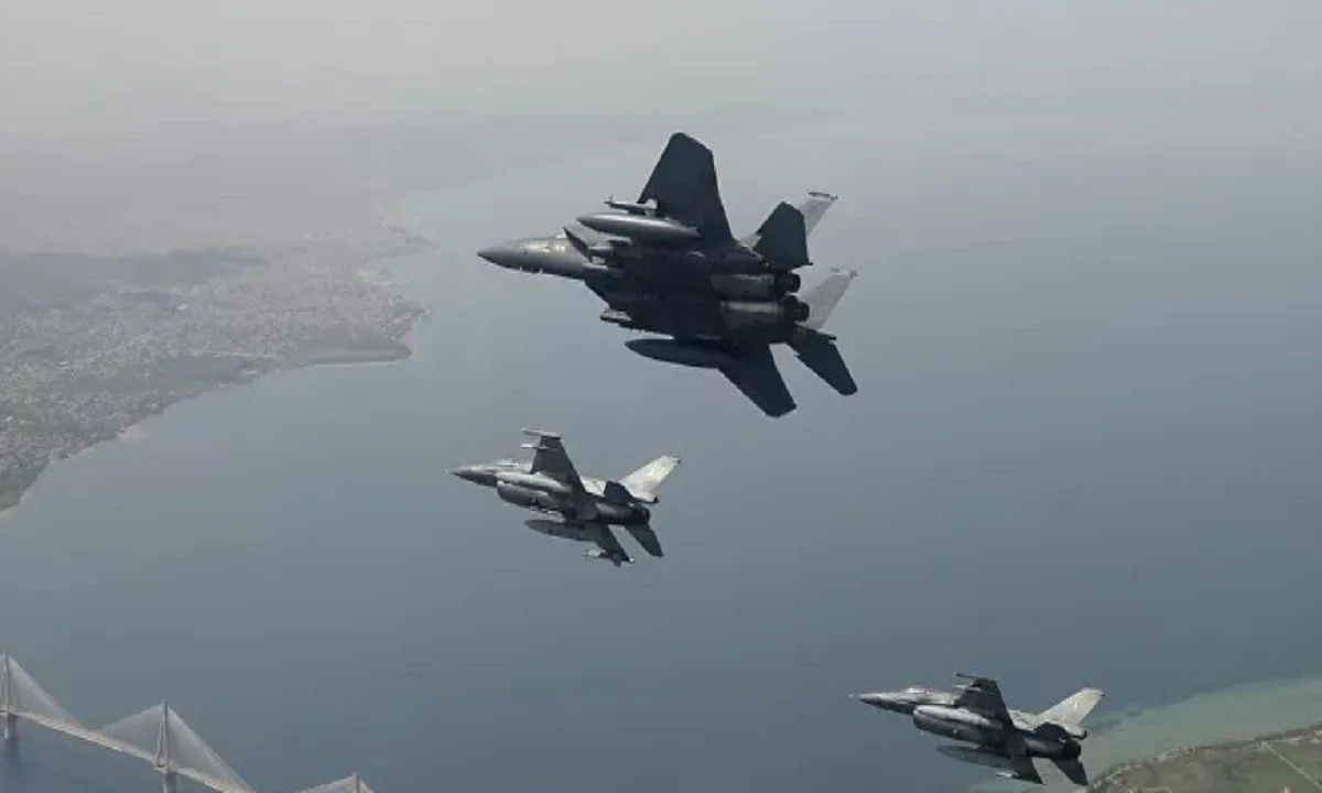 F 16: Θέμα στο Sputnik το ξύλο στα τουρκικά F 16 από τα ελληνικά