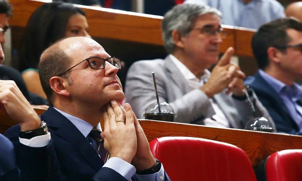 Άρης: Συνάντηση με τον Ανδρέα Ζαγκλή