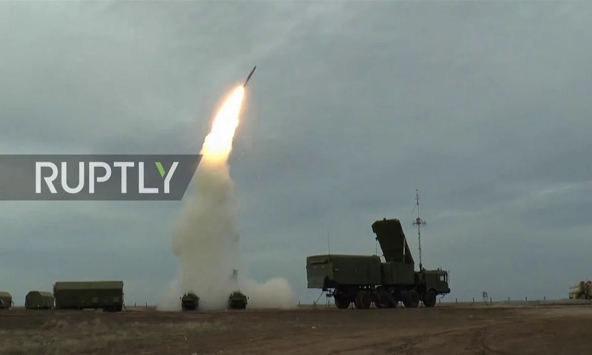 Retweet από την ρωσική πρεσβεία για τους S-400 στην Ελλάδα