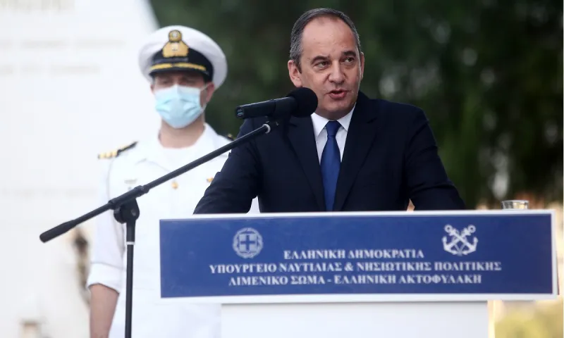 Πλακιωτάκης: Και αυτός σε καραντίνα, μετά τους Γεωργιάδη, Παπαθανάση (vid)