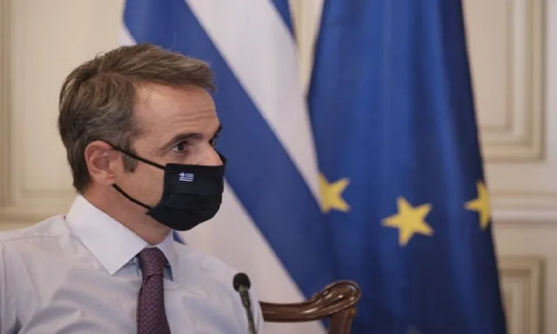 Ενοπλες Δυνάμεις: Μήνυμα Μητσοτάκη για τον χαμό του αλεξιπτωτιστή