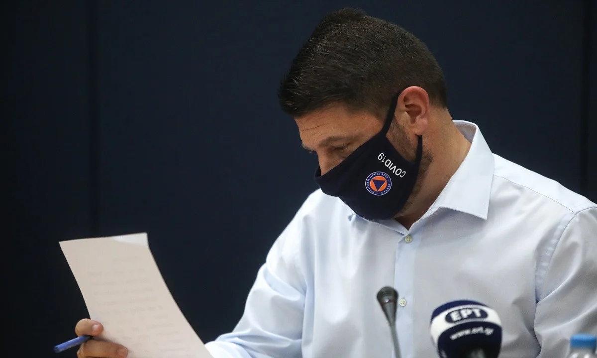 Χαρδαλιάς: Σαρωτικοί έλεγχοι στα γηροκομεία - Νέα μέτρα για τους εργαζόμενους (vid)