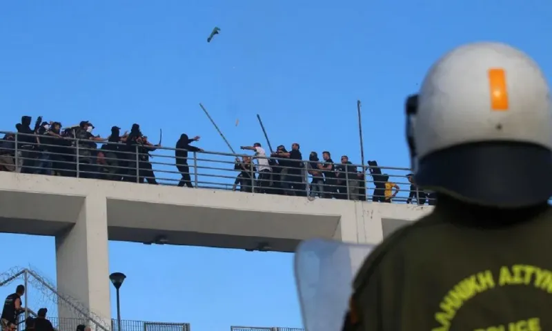 ΑΕΚ - Ολυμπιακός: Οργή αστυνομικών για τον τελικό Κυπέλλου στο Πανθεσσαλικό