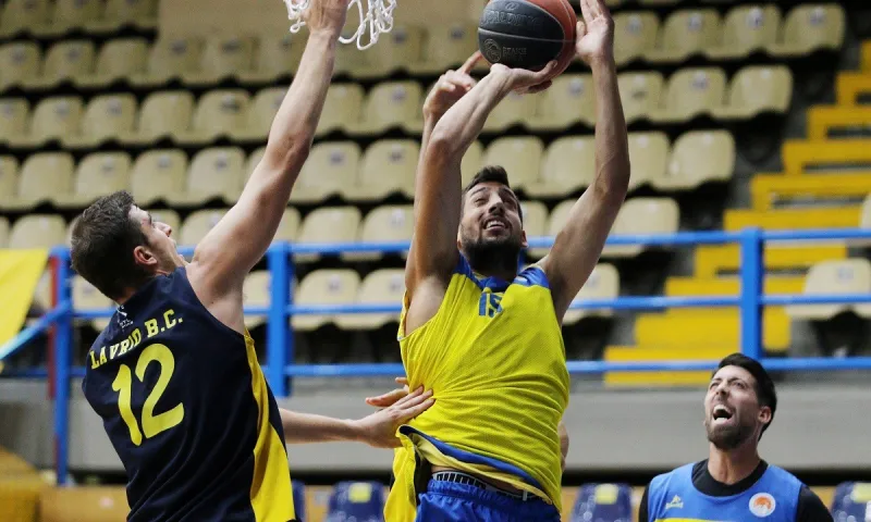 Περιστέρι- Λαύριο 76-55: Καλή η πρώτη εντύπωση