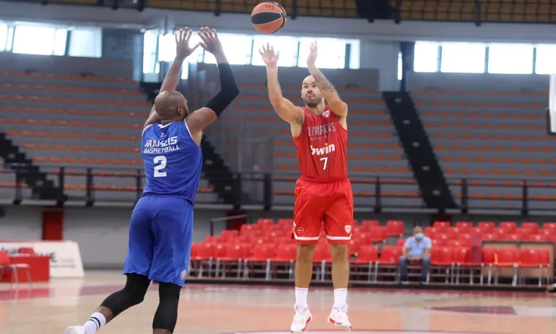 Ολυμπιακός - Ηρακλής 88-75: Με κορυφαίους τους Σλούκα, Χάρισον και Σπανούλη (pics)
