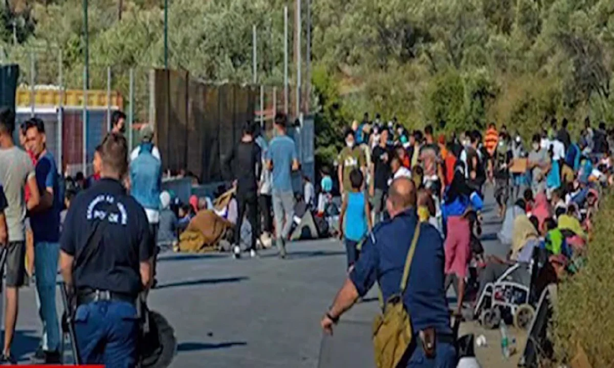 Μόρια: Την φωτιά έβαλαν φορείς κορονοϊού που αντιδρούσαν στην καραντίνα;