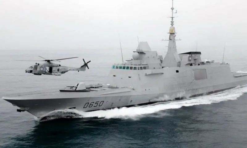 Μακρόν: Δανείζει δύο φρεγάτες στην Ελλάδα για να πολεμήσουμε την Τουρκία