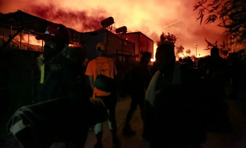 Πολιτικά προμελετημένο έγκλημα το χάος στη Μόρια καταγγέλλει ο Μπουρνούς του ΣΥΡΙΖΑ