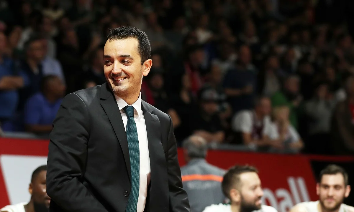 Βόβορας: «Να χτίσουμε μια ομάδα με ταυτότητα»