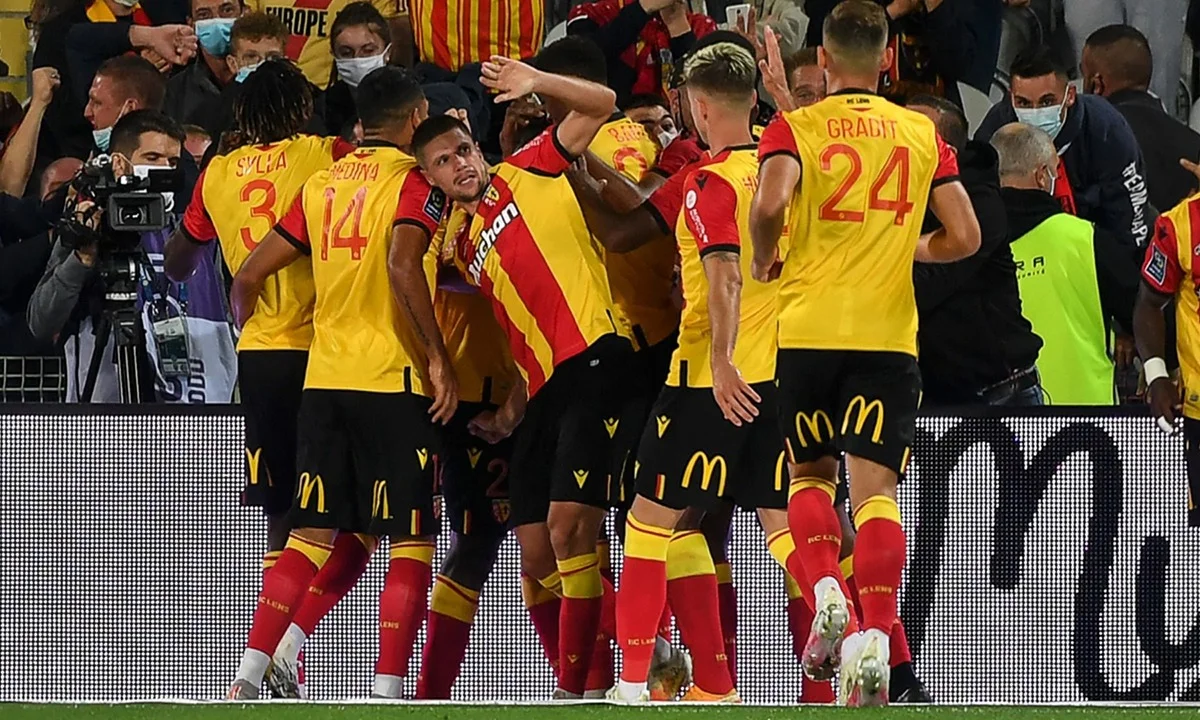 Λανς - Παρί 1-0: Μισή ομάδα, έκανε το λάθος και ο Μπούλκα (vid)