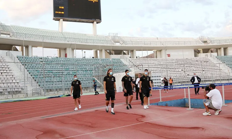 ΑΕΚ - Ολυμπιακός: Πρώτη στο γήπεδο η Ένωση (pic)