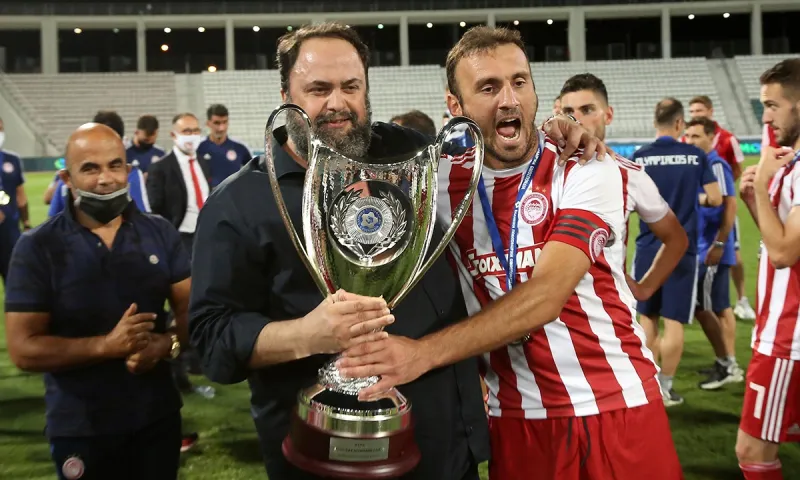 Τοροσίδης: Το τέλος που του άξιζε! (vids+pics)