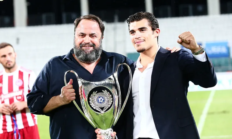 Μαρινάκης: «Όλοι μαζί συνεχίζουμε δυνατά»