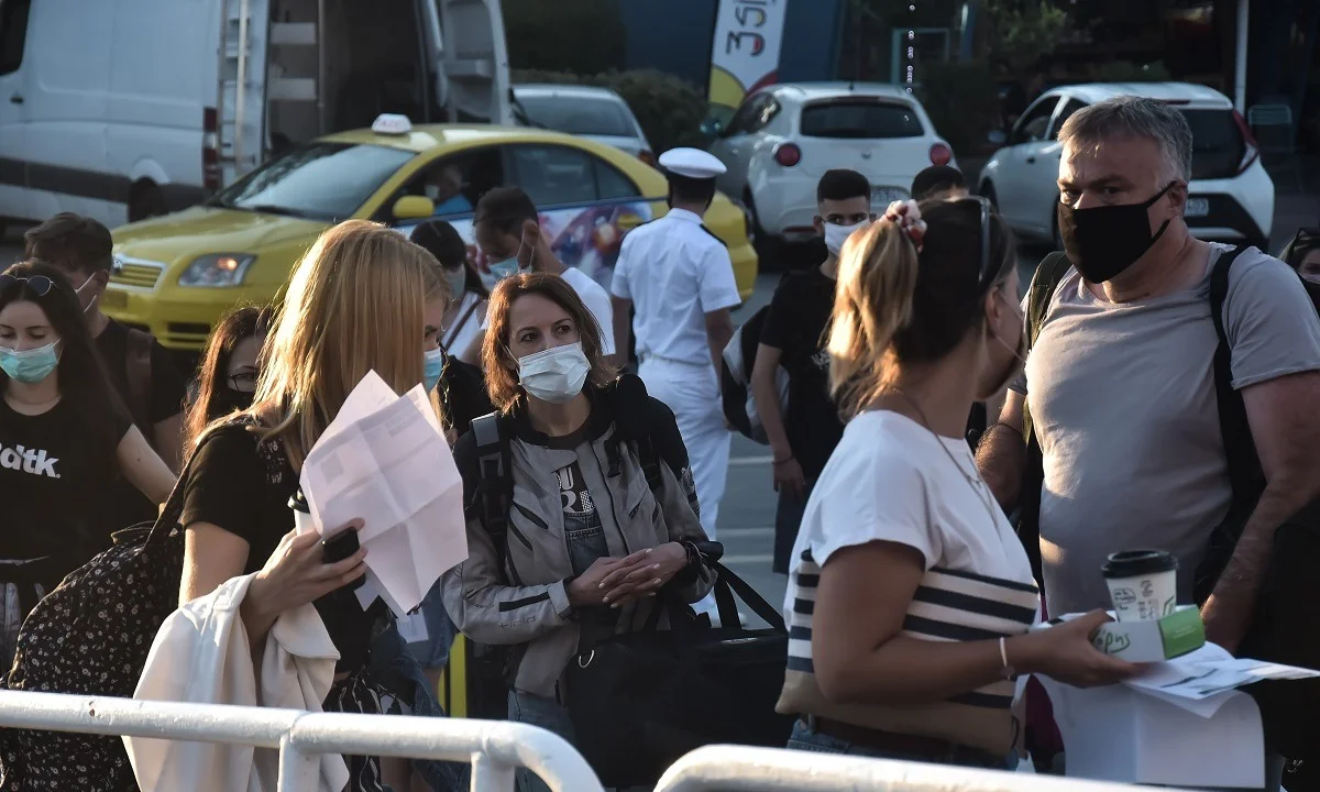 Κορονοϊός: «Κλείδωσαν» τα νέα μέτρα για την Αττική - Αυτά είναι (vids)