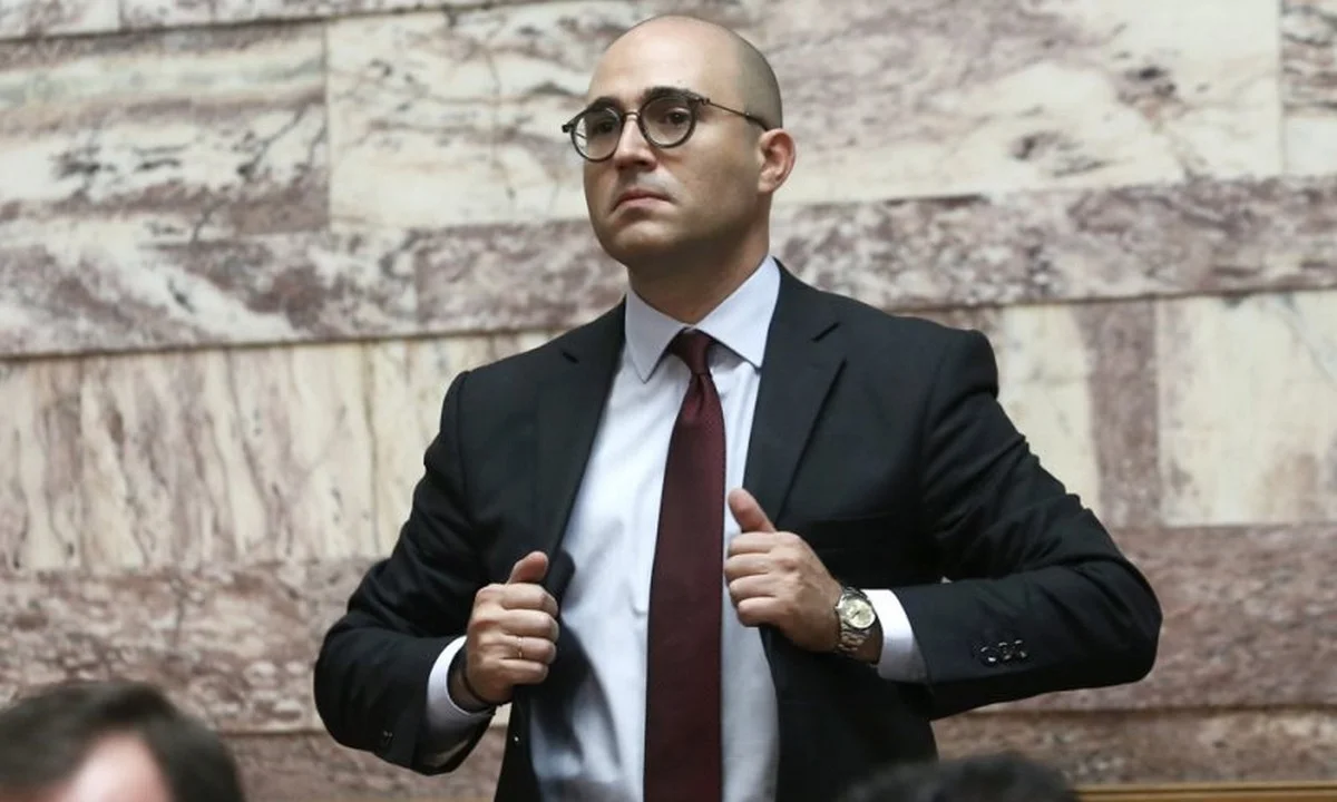 Μπογδάνος: «Ίδιο με της 17 Νοέμβρη το νέο σήμα του ΣΥΡΙΖΑ»
