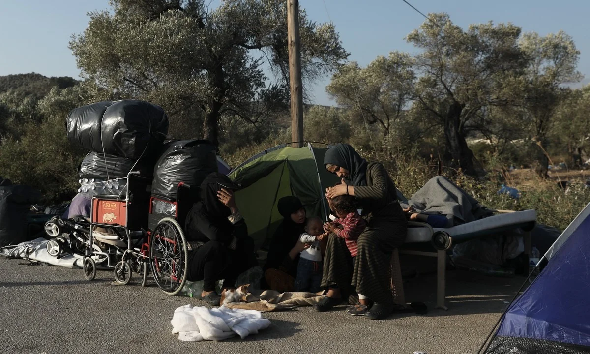 Εργατικό Κέντρο Σάμου κατά Ε.Ε., Ν.Δ., ΣΥΡΙΖΑ - Συγκέντρωση τροφίμων