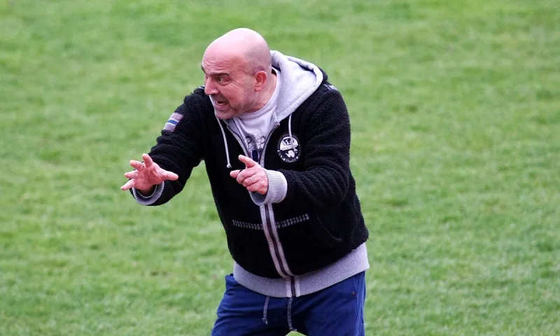 Χατζάρας: «Ο Άρης ήταν αδιάβαστος κόντρα στους Ουκρανούς - Καλύτερα να πάρει Έλληνα προπονητή»