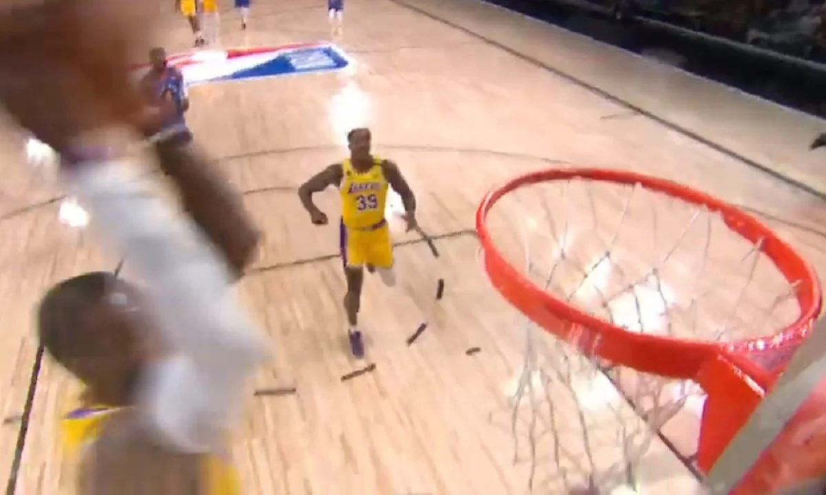 NBA: Με «αέρινο» ΛεΜπρόν Τζέιμς το Top-5 (vid)