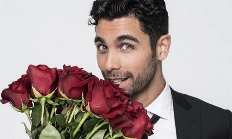 Bachelor: Οι γυναίκες που μπήκαν στο ριάλιτι παίρνουν αμοιβή έως 2000 ευρώ το μήνα!