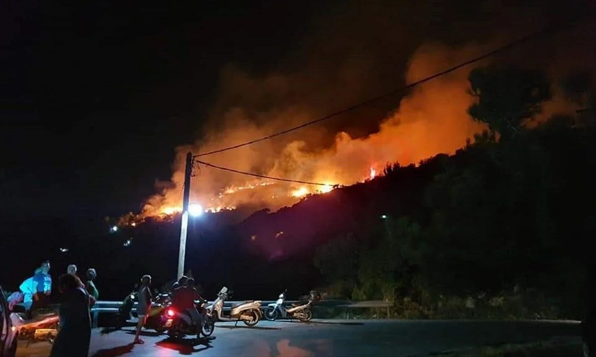 Νέα φωτιά στο ΚΥΤ της Σάμου