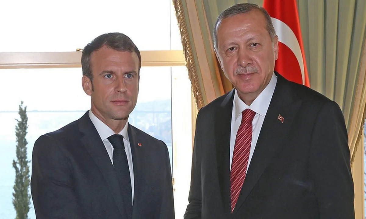 Μακρόν: Πρώτα σεβασμός, μετά διάλογος - Ερντογάν: Μην υποστηρίζεις τις μαξιμαλιστικές θέσεις της Ελλάδας