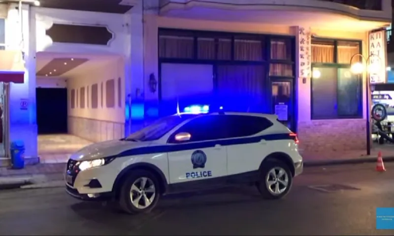 Πτολεμαΐδα: Πατέρας κρατούσε όμηρο τον γιο του και απειλούσε να τον ρίξει από το μπαλκόνι! (vid)