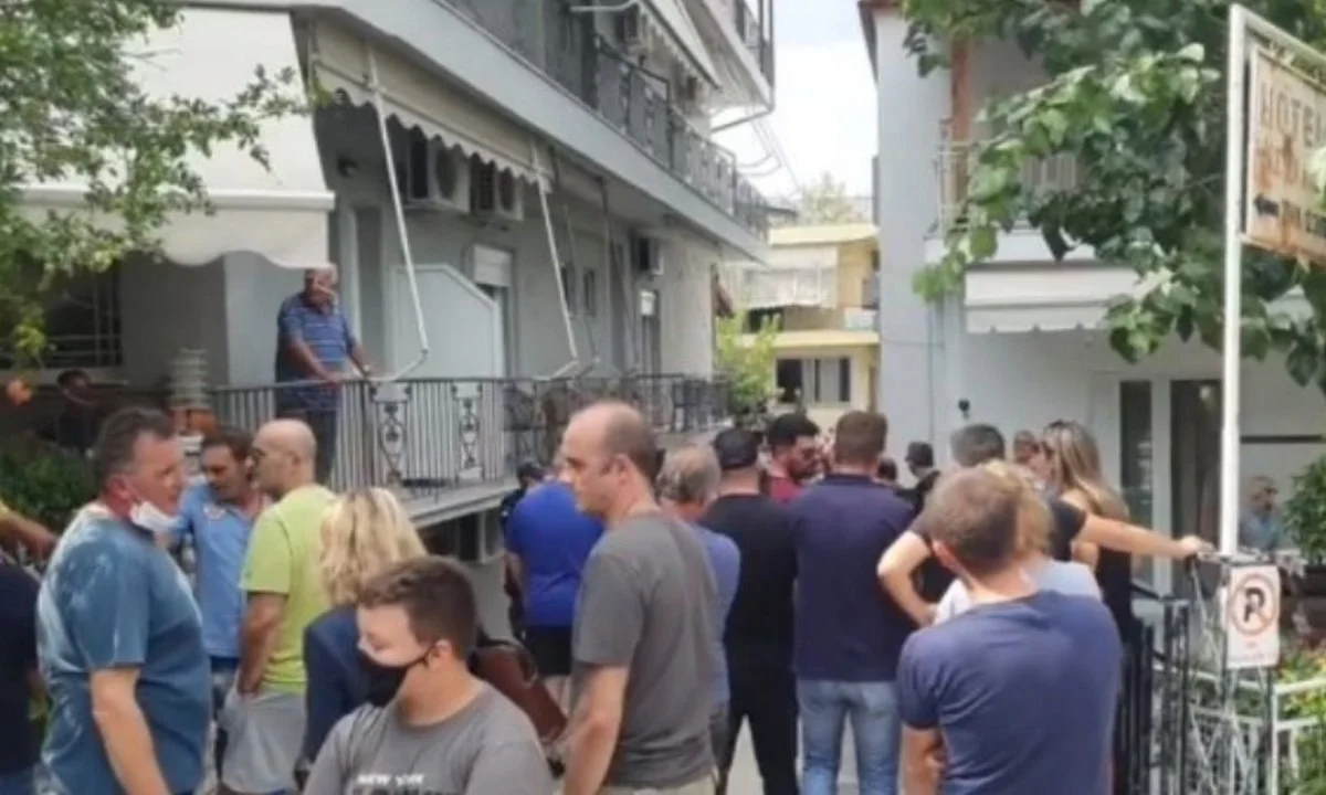 Καμένα Βούρλα: Επεισόδια από τους ανήλικους μετανάστες