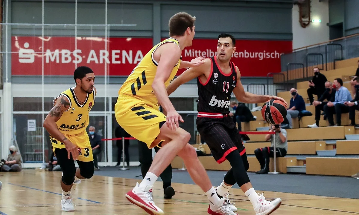 Άλμπα- Ολυμπιακός 75-69: Πολλά λάθη, κακή επίθεση