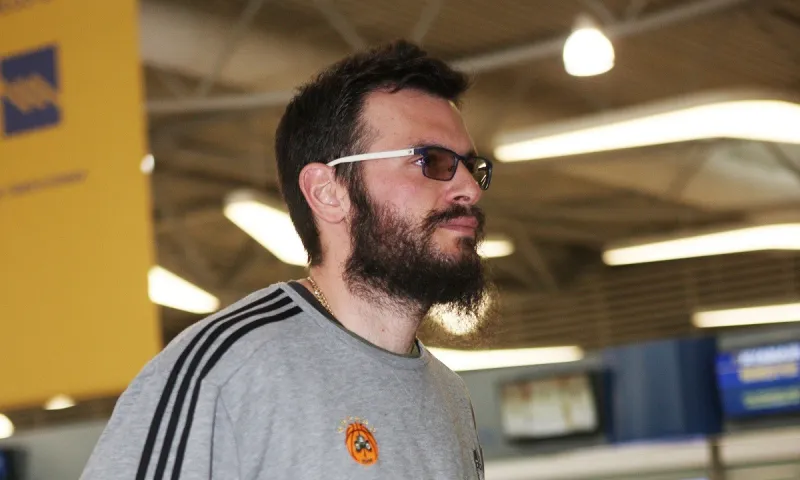 Φώτσης: Χαμός με την ανάρτηση που αργότερα κατέβασε