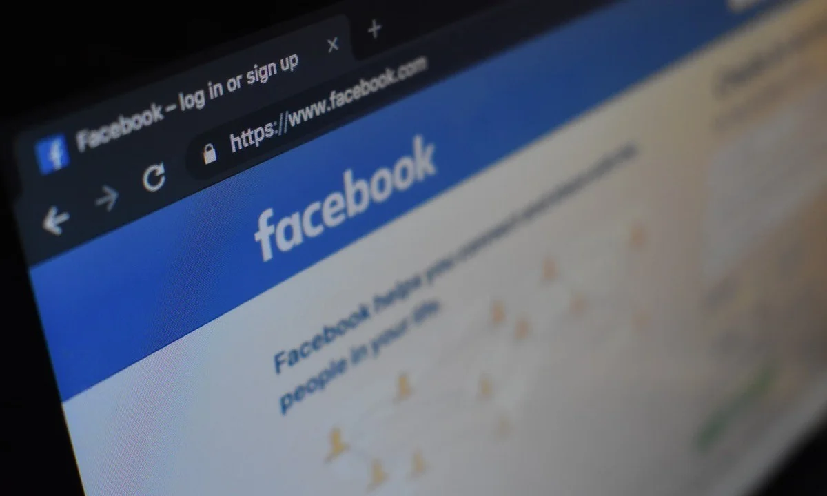 Facebook - Επίσημο: Συγχωνεύει τα μηνύματα Messenger και Instagram