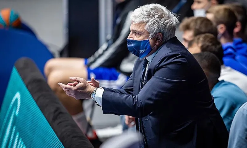Παπαδόπουλος: «Όταν μια ομάδα εξαρτάται μόνο από έναν παίκτη, κάτι δεν πηγαίνει καλά»